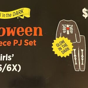 NIP Girls Halloween Two Piece PJ Set, Glow in the Dark, Size S-6/6x